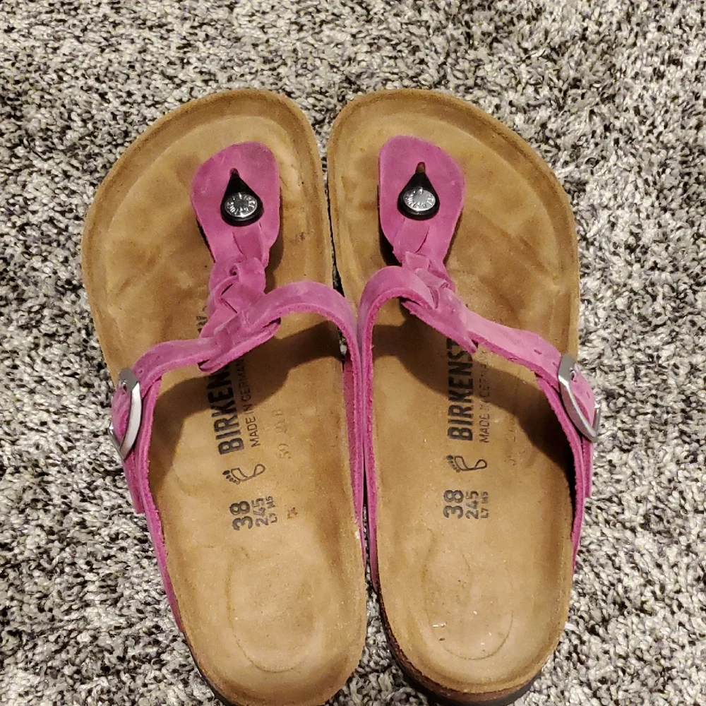 Birkenstock Women's Pink Suede Thong Sandals